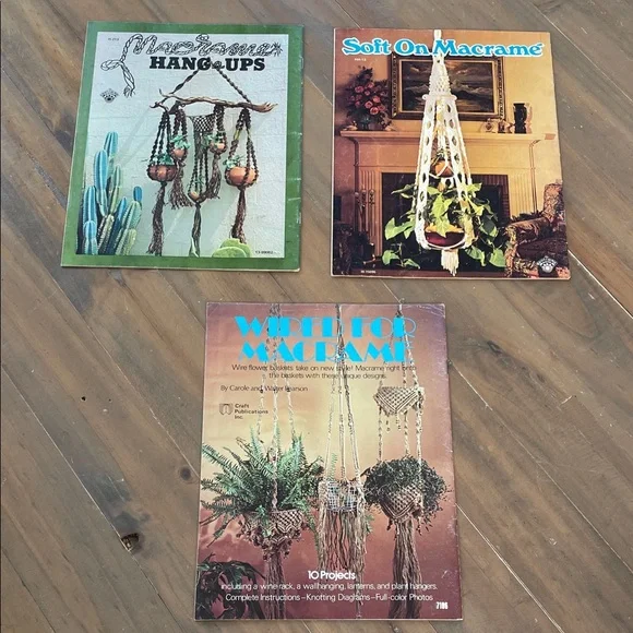 VINTAGE Macrame Pattern Book Bundle - Picture 8 of 10